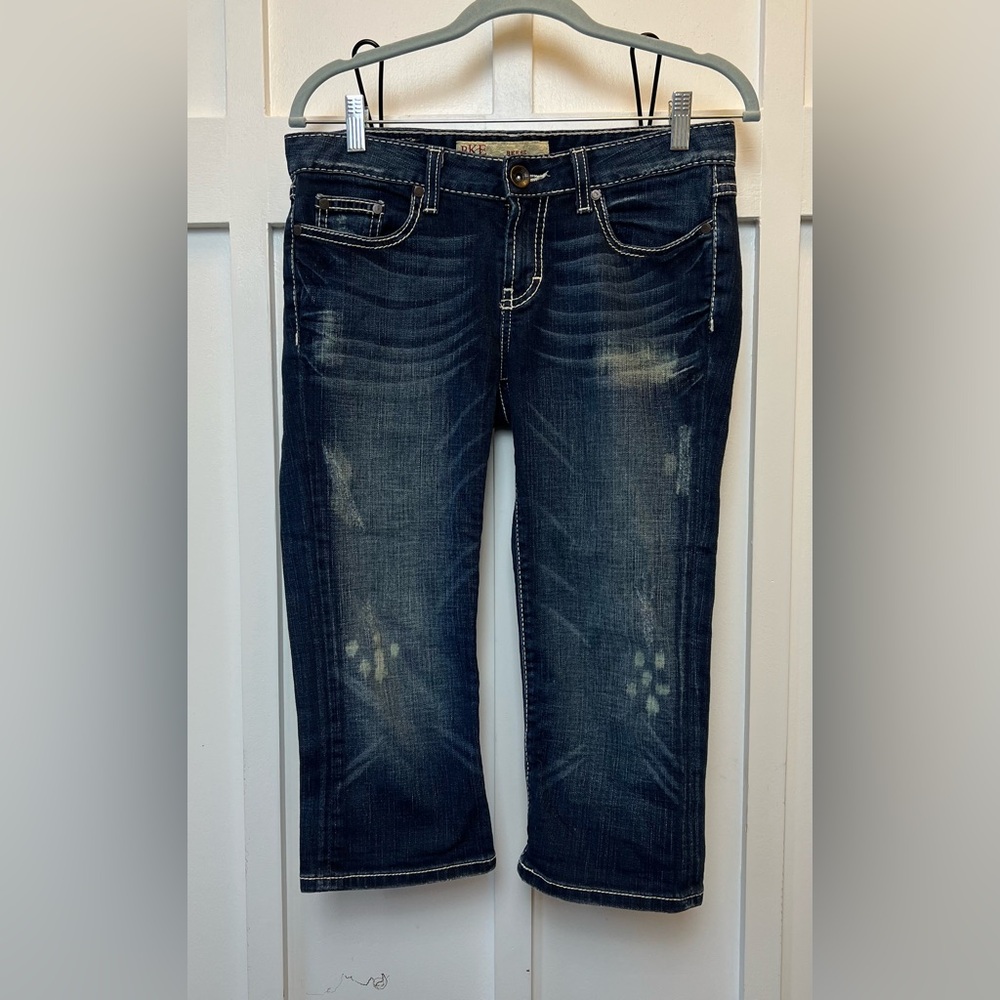 BKE Denim Reese Stretch Siz 28 Capri Cropped Short Thick Stitching Western Bling